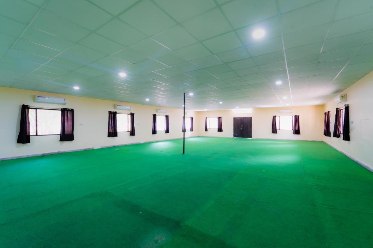 Narmada Hills Resort Godarpura Extérieur photo