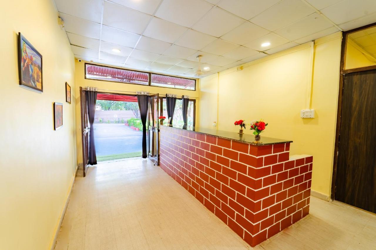 Narmada Hills Resort Omkareshwar Extérieur photo