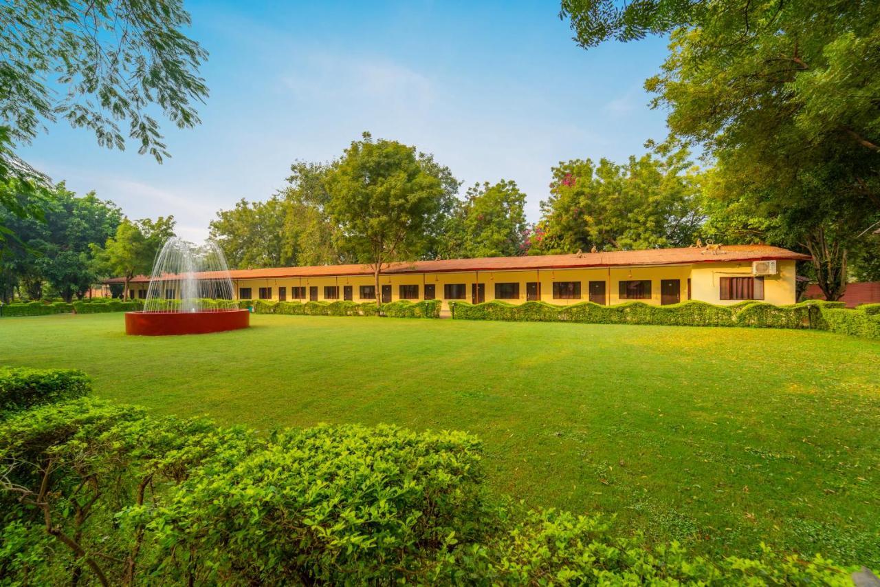 Narmada Hills Resort Omkareshwar Extérieur photo
