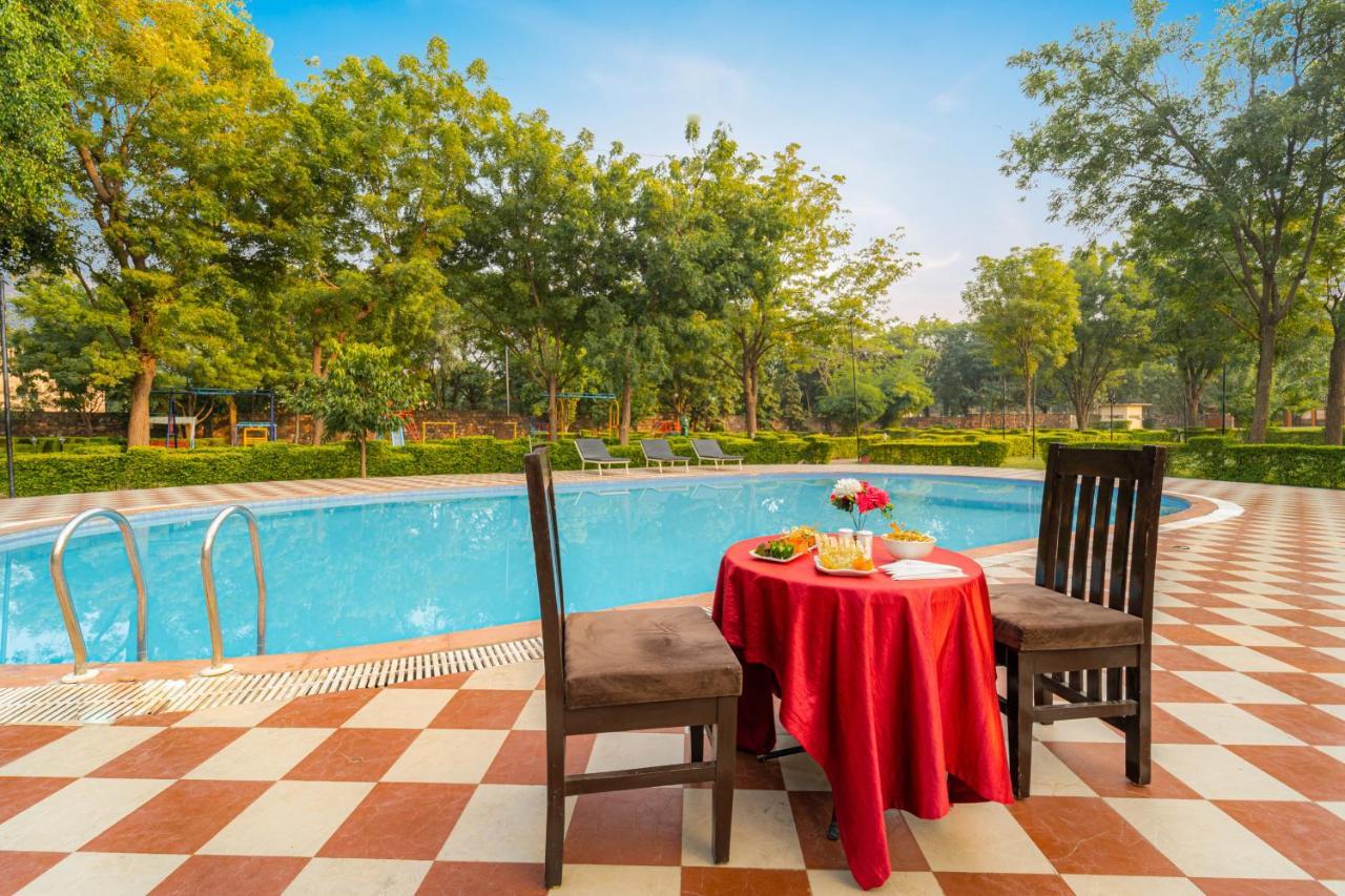 Narmada Hills Resort Godarpura Extérieur photo