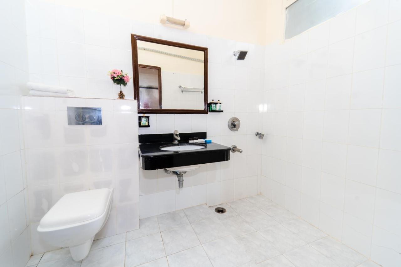 Narmada Hills Resort Godarpura Extérieur photo