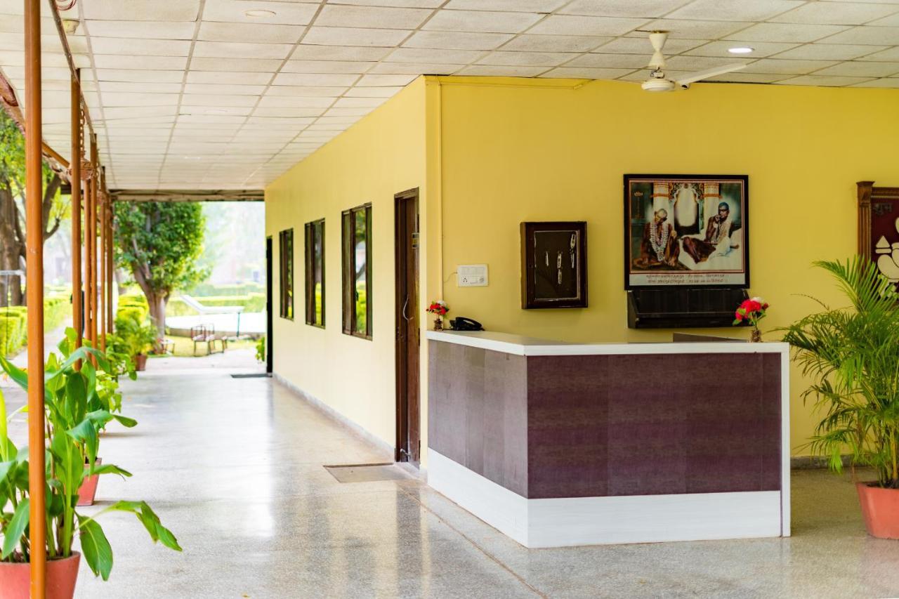 Narmada Hills Resort Godarpura Extérieur photo